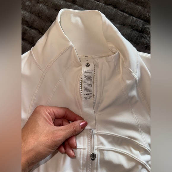 White Lululemon Define Jacket Nulu Size 6-worn once - Picture 2 of 4